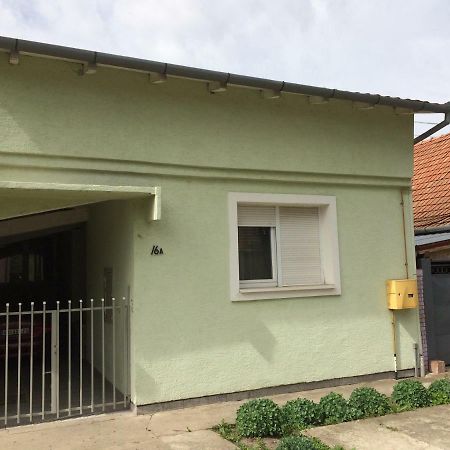 Apartman Melody Sombor Dış mekan fotoğraf